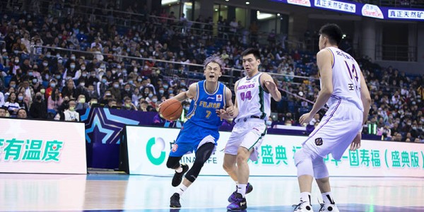  CBA全明星周末，张镇麟蝉联技巧挑战赛冠军