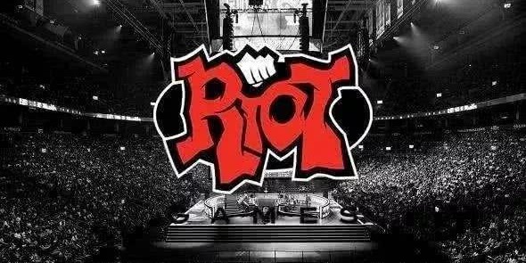  电竞豪门巅峰对决，谁主沉浮引关注