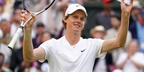  辛纳发球火力全开，蒙特利尔站斩获生涯首冠