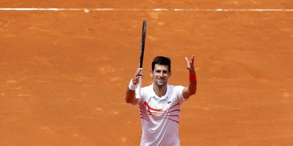  雨中激战考验意志，德约险胜晋级决赛