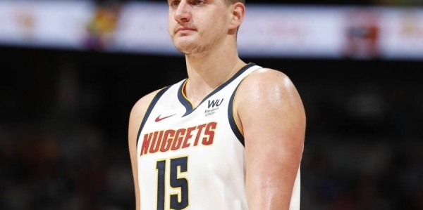  约基奇统治内线掘金豪取五连胜