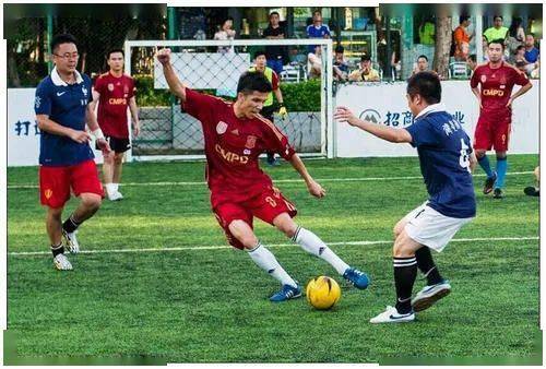  城市闲置空地改造，社区公益球场免费开放