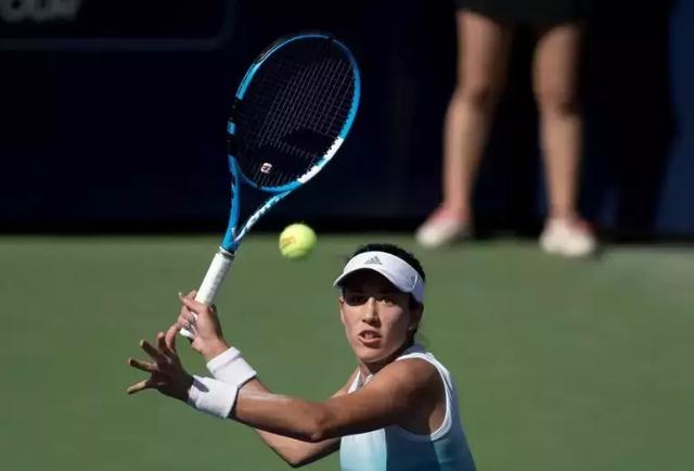  穆古鲁扎状态回暖，马德里大师赛折桂